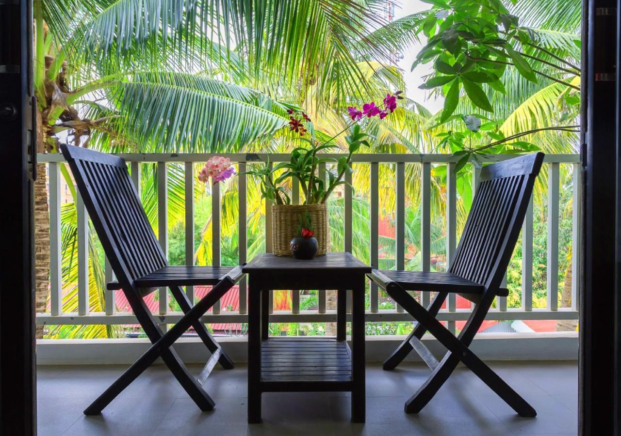 Ladear Privilege Rooms Siem Reap Bagian luar foto