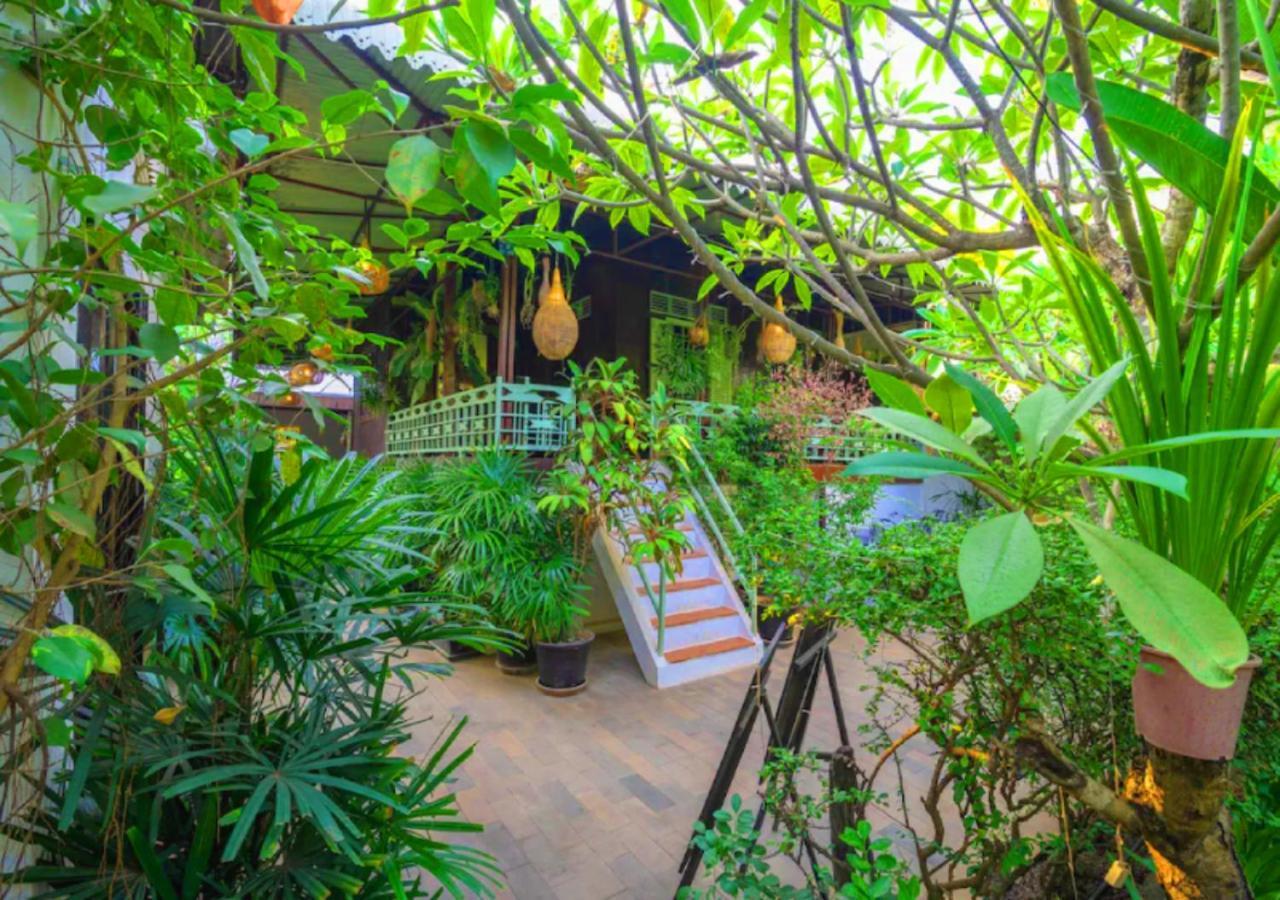 Ladear Privilege Rooms Siem Reap Bagian luar foto