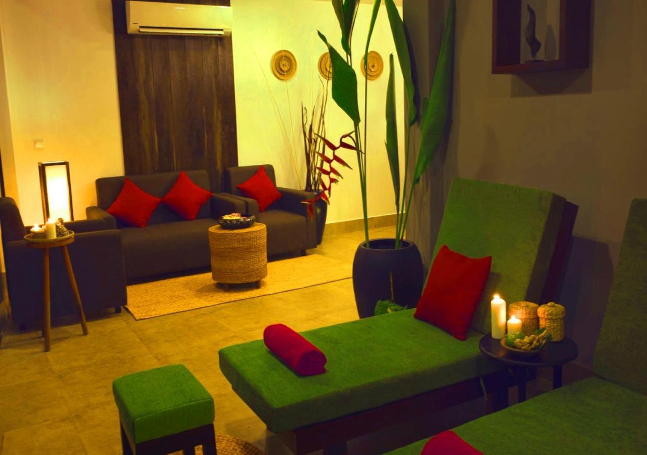 Ladear Privilege Rooms Siem Reap Bagian luar foto