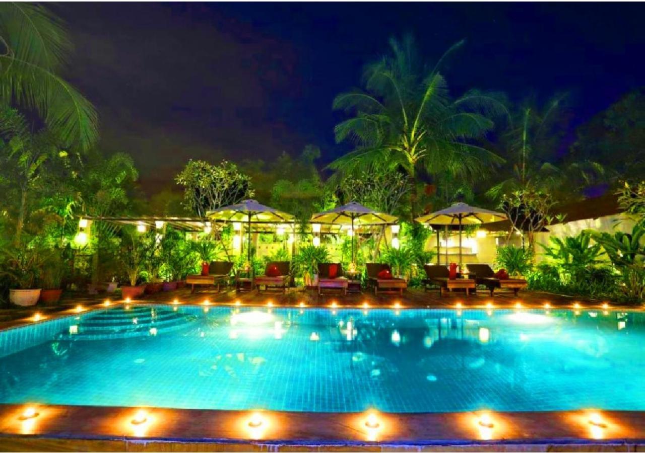 Ladear Privilege Rooms Siem Reap Bagian luar foto