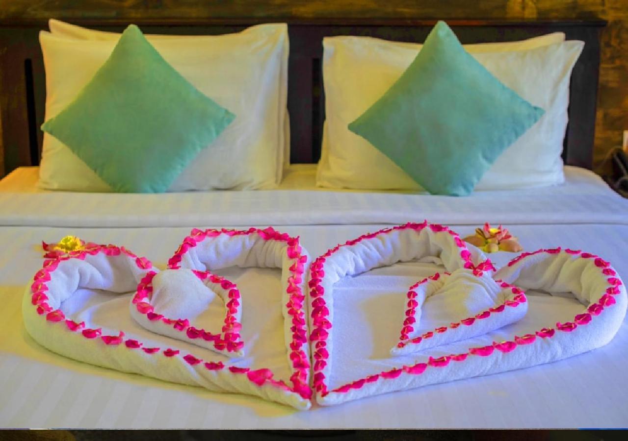 Ladear Privilege Rooms Siem Reap Bagian luar foto