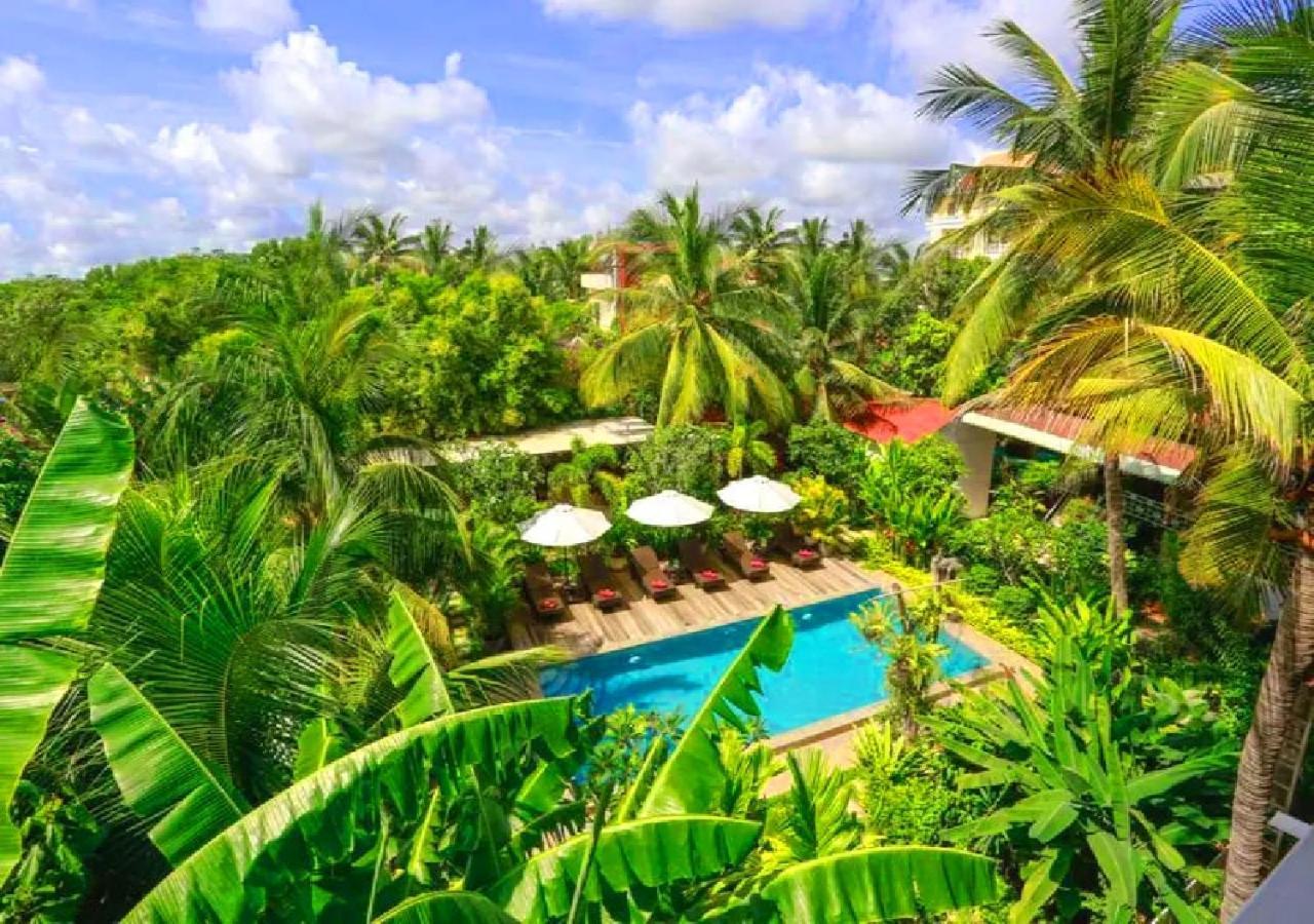 Ladear Privilege Rooms Siem Reap Bagian luar foto