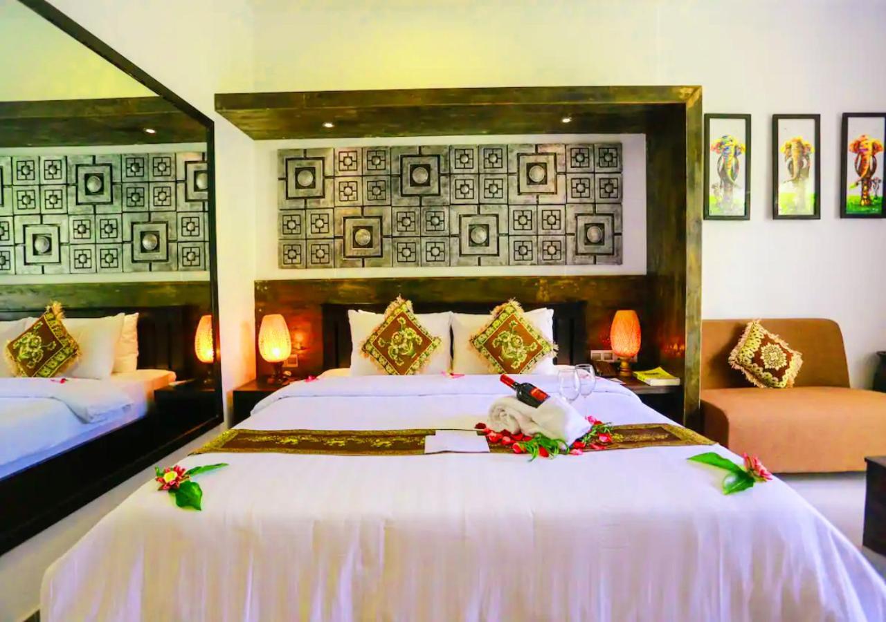 Ladear Privilege Rooms Siem Reap Bagian luar foto