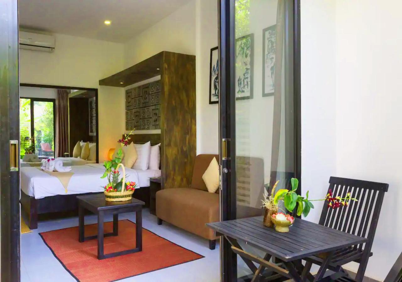 Ladear Privilege Rooms Siem Reap Bagian luar foto