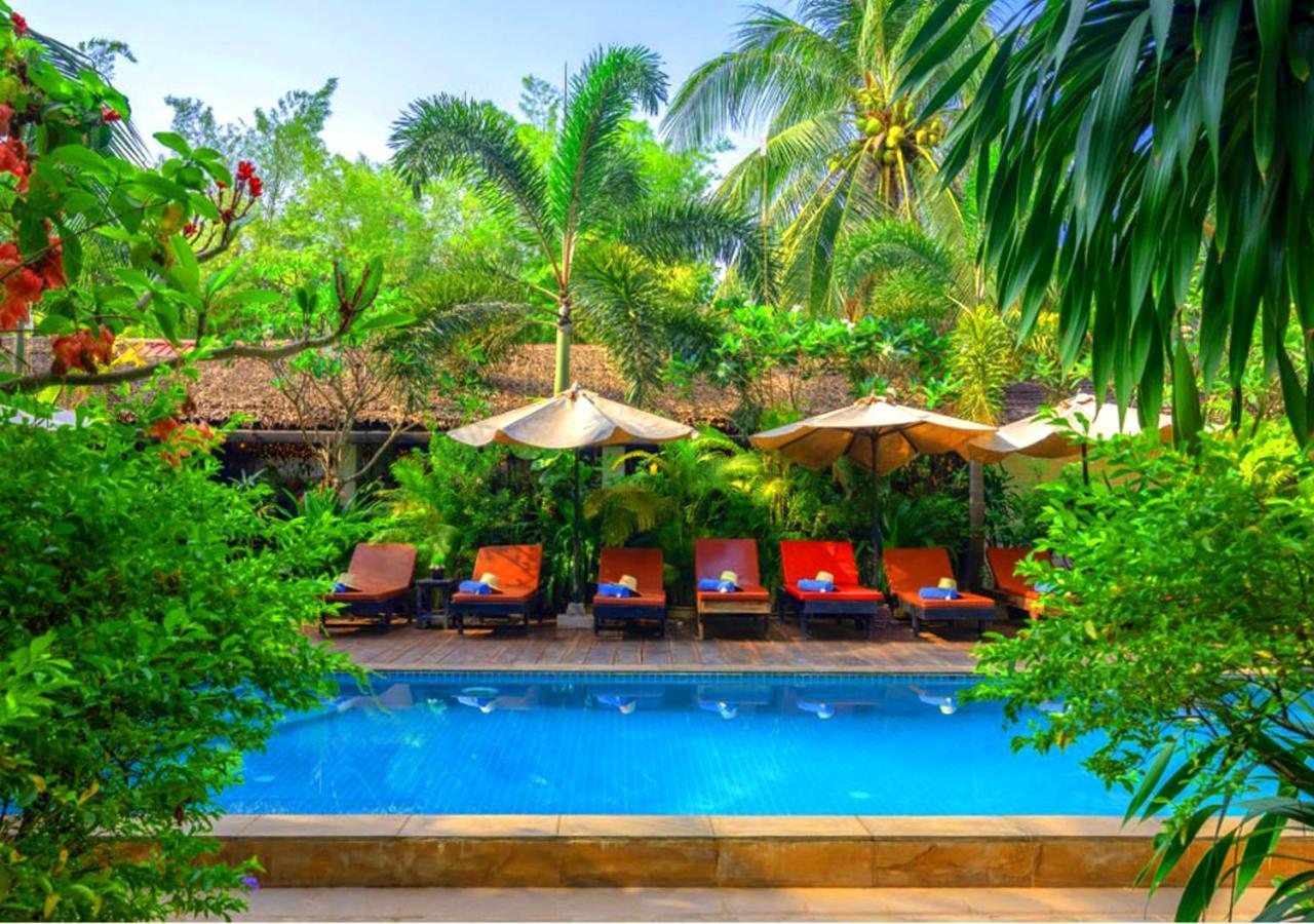 Ladear Privilege Rooms Siem Reap Bagian luar foto