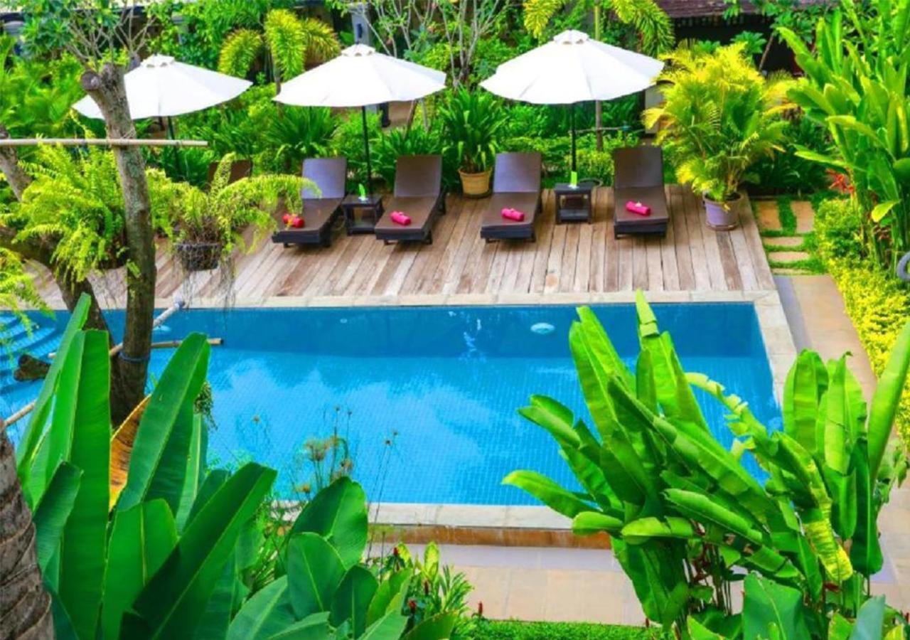 Ladear Privilege Rooms Siem Reap Bagian luar foto